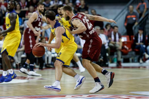 他不仅在技 他不仅在技