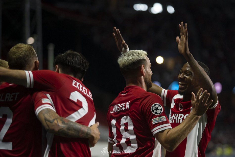 由泳半决赛 由泳半决赛